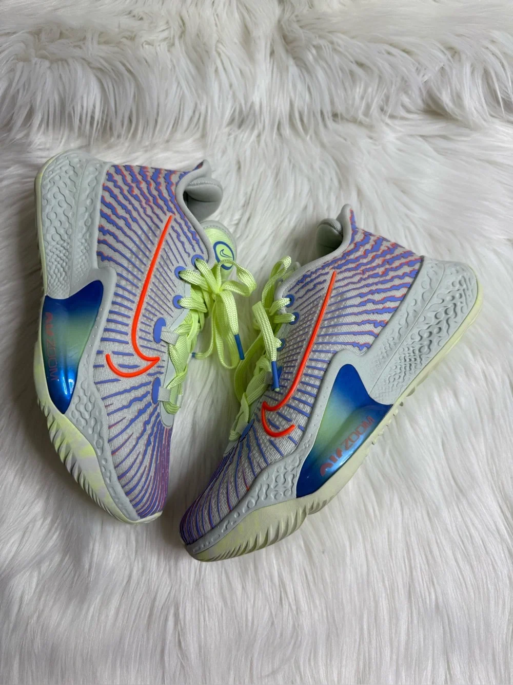 Nike React Women Multicolor Basketball Sneakers with Neon Lime Size 7.5 New